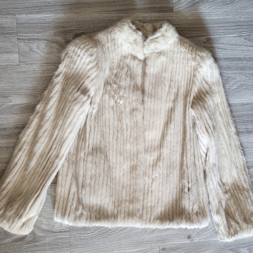 Vintage beige  Mink coat